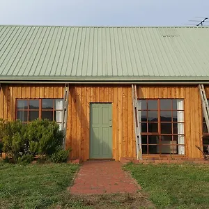 Country house Charles Reuben Estate 